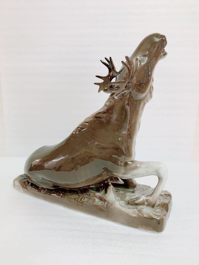 ノルウェー王室御用達陶器の名門『PORSGRUND社』の置物 Elk(ヘラジカ) ノルウェー王室御用達陶器の名門『PORSGRUND社』の置物 Elk(ヘラジカ