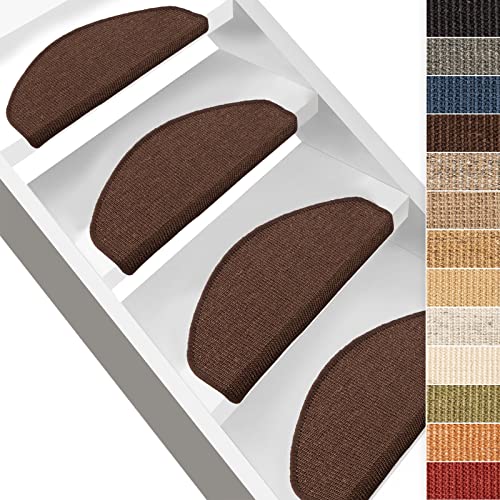 Tapis de marche d'escalier en sisal en 2 tailles, avec motif chevrons et couleurs chaudes, tissé en sisal beau et naturel, ajusté aux marches d'escalier pour un effet anti-dérapant pour vous et vos animaux de compagnie Cover