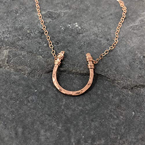 Lucky Horseshoe Necklace Rose Gold 