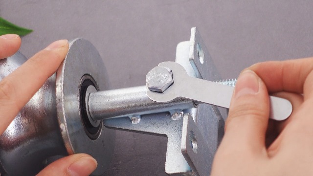 MorningRo 2 Pack Sliding Gate Rollers Rear Pipe Track Wheels for