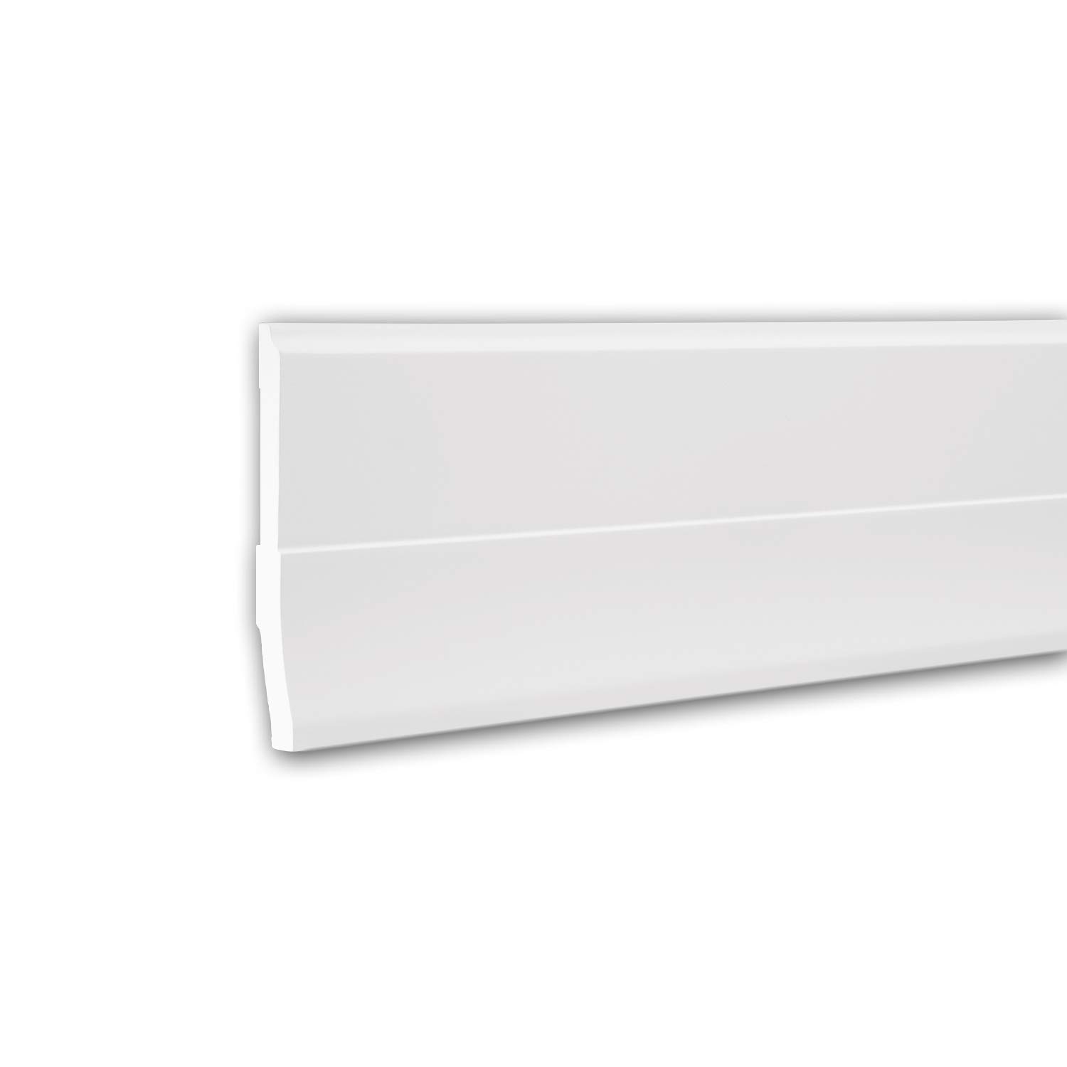 Plinthe de 16 cm de hauteur Profhome idéale pour rénover un salon moderne