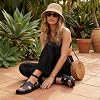 CUSHIONAIRE Sandalias Erika para Mujer con Banda Recortada y Tobillera, Sandalia con Plantilla Acolchada, Ancho Disponible 6