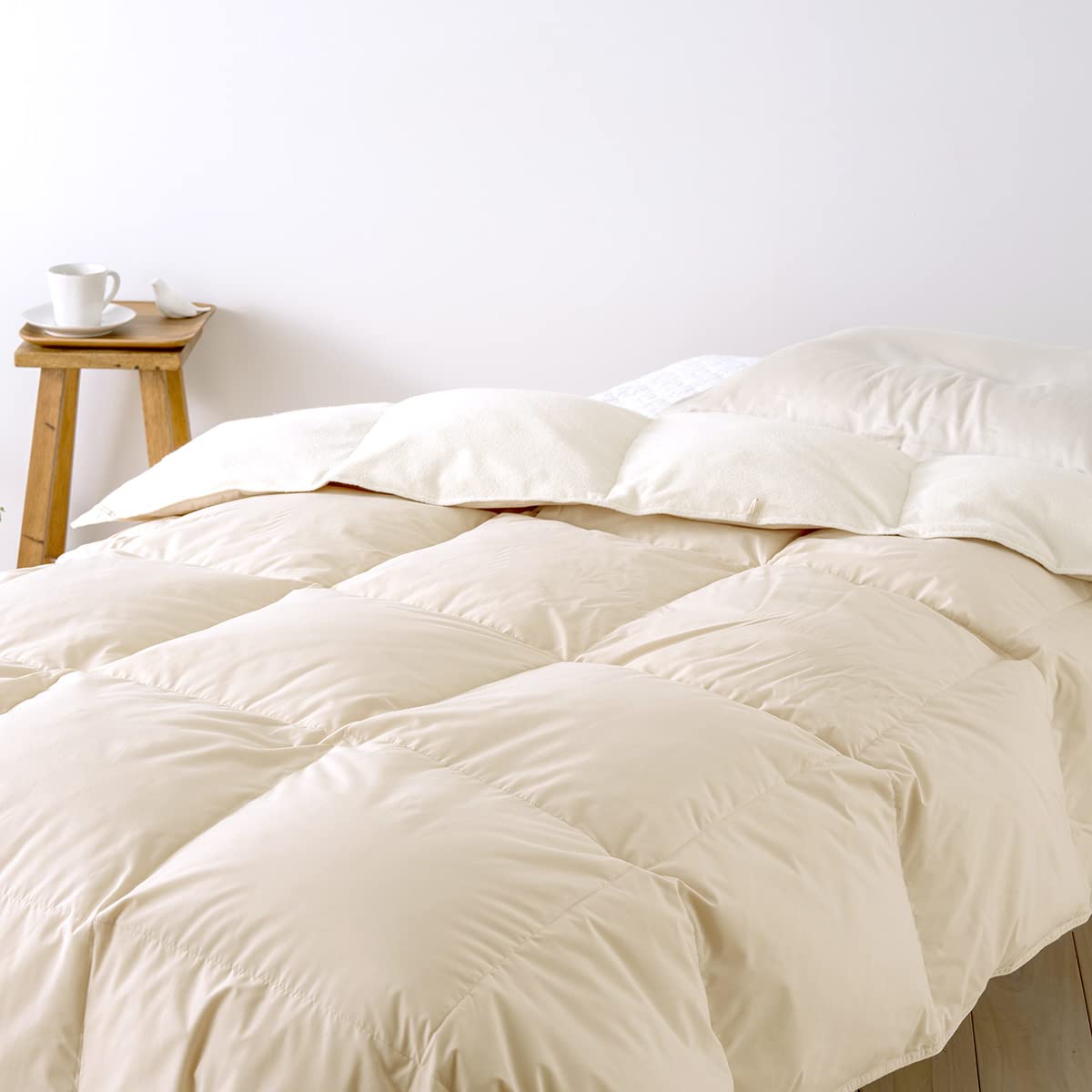 西川リビング　肌掛け羽毛布団　クイーンサイズ Amazon｜西川 羽毛肌掛け布団 クィーン ホワイトダウン85