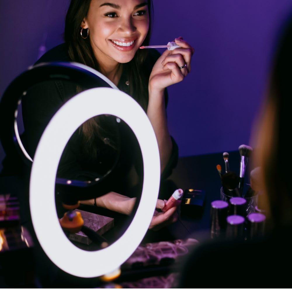 KODAK LED Selfie Ring Light - Trépied, Smartphones 25 cm de Diamètre, Luminosité et Balance des Couleurs Réglables, 1600 Lumens, Idéal pour Instagram, Snapchat, TikTok et Plus - Blanc