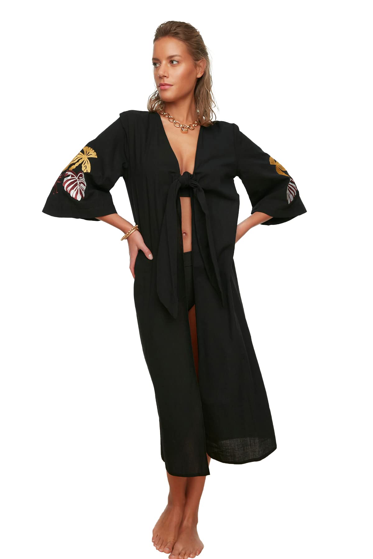 TRENDYOL Damen Detaillierte Stickerei Kimono & Kaftan Detaillierte Stickerei Kimono & Kaftan Kimono Mantel, Schwarz, 38