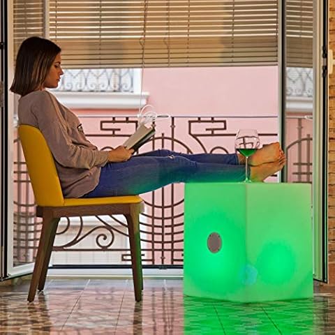 Cubo altavoz bluetooth con luz Led RGBW 53cm solar y batería recargable de La Vida en Led Cover