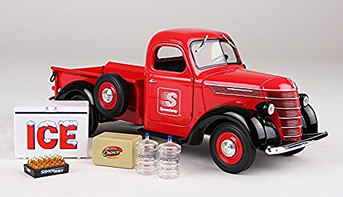 1938 International D-2 Pickup Truck with Load Speedway 1/25 by First Gear 49-0365
