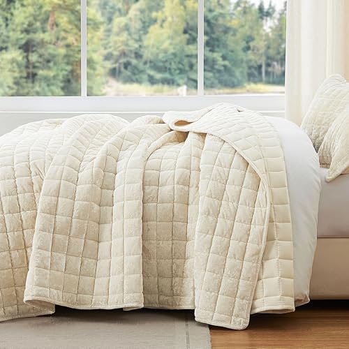 BEDELITE Velvet Quilt Set King Size - Luxury Velvet Comforter Bedding Set 3 Pieces, Soft Cozy Cream White Oversized Bedspread Coverlet for All Seasons with 2 Pillow Shams