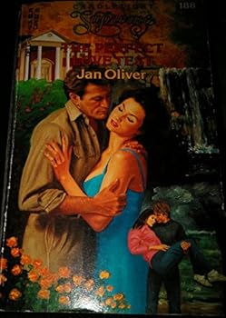 Paperback The Perfect Love Test (Candlelight Supreme) Book