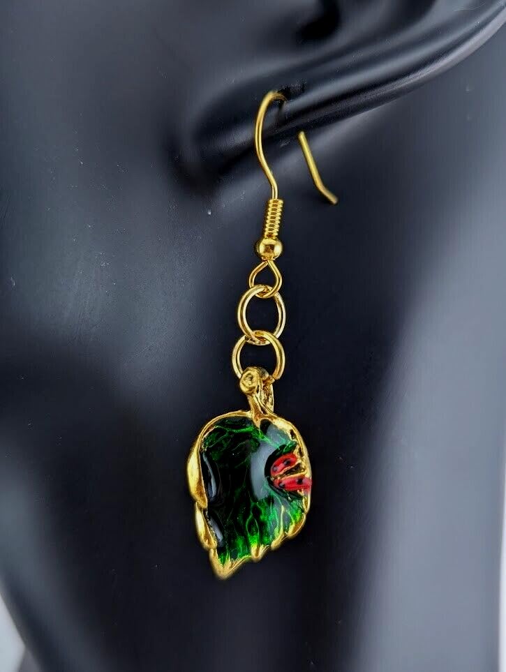 Generic Ladybug & Leaf Earrings goldtone metal & enamel pendants ladybird beetle summer gardening jewelry2