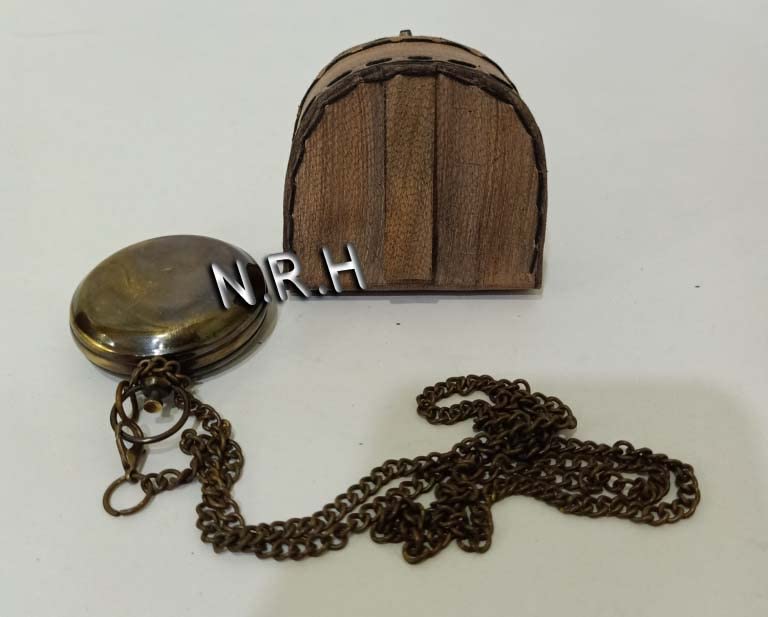 Brújula personalizada de latón con grabado miniatura 5