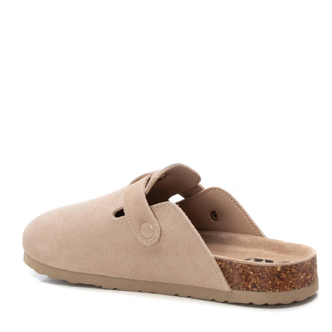 XTI - Zueco Mujer - Calzado Cómodo y Versátil - Moda Casual