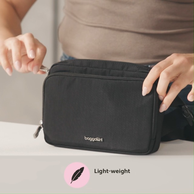 Amazon.com | Baggallini Modern Belt Bag | Waist Packs