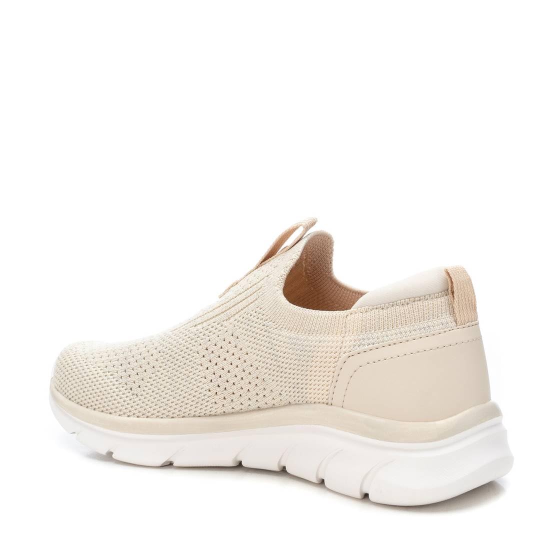 XTI - Zapatilla Mujer - Calzado Cómodo y Versátil - Moda Casual