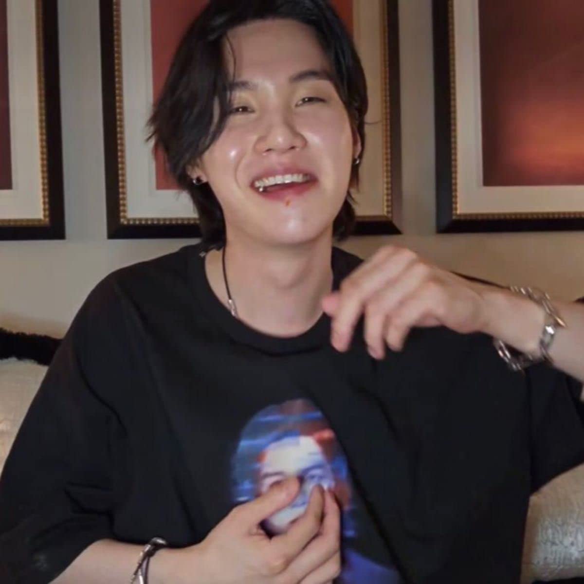ユンギ 着用　SUGA Agust D D-DAY TシャツUS限定ver. 防弾少年団(BTS) - ユンギ着用 SUGA Agust D D-DAY Tシャツ US