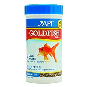 API GOLDFISH PELLETS Fish Food 7-Ounce Container