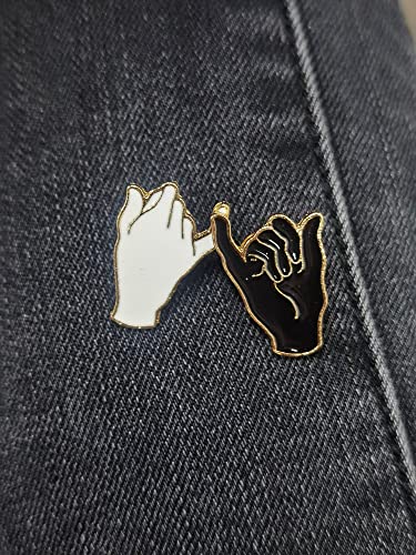 Image of 2pcs Pinky Promise Friendship BFF Brooches Pins Set for Women Couple Unisex Fashion Cute Black White Enamel Backpacks Badge Hat Dress Accessories Valentine Farewell Jewelry Gifts