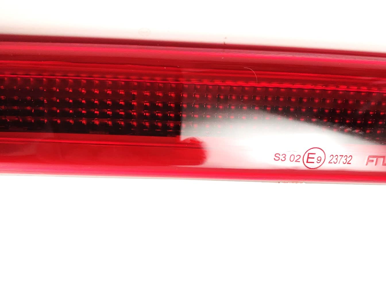HZ-DESIGN Bremslicht 3. Bremsleuchte für Heckklappe in Rot LED kompatibel mit Audi A3 nur Sportback (8PA)
