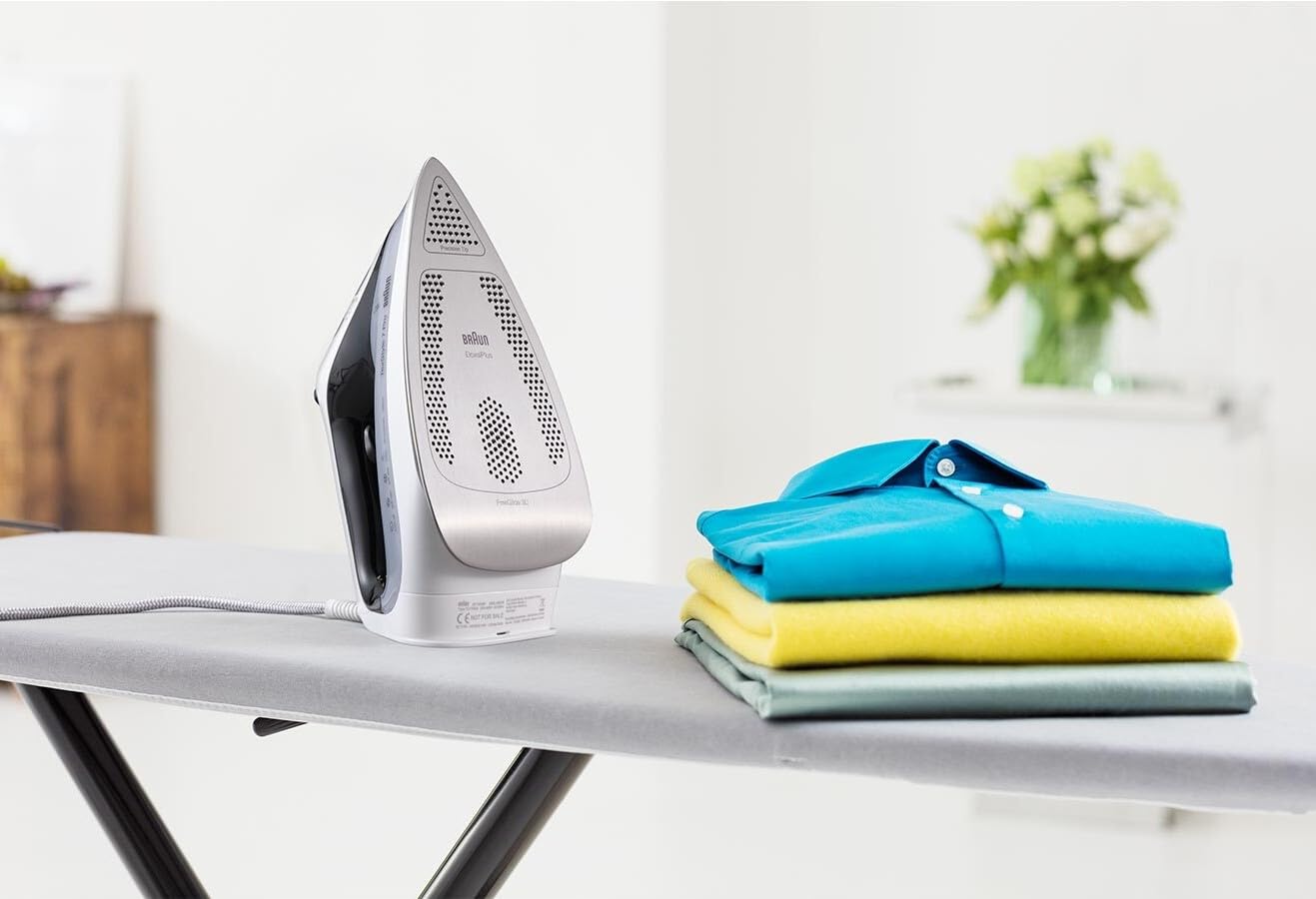 Braun TexStyle 7 Pro SI7149WB Dry & Steam iron EloxalPlus soleplate 2900 W Black, Gris