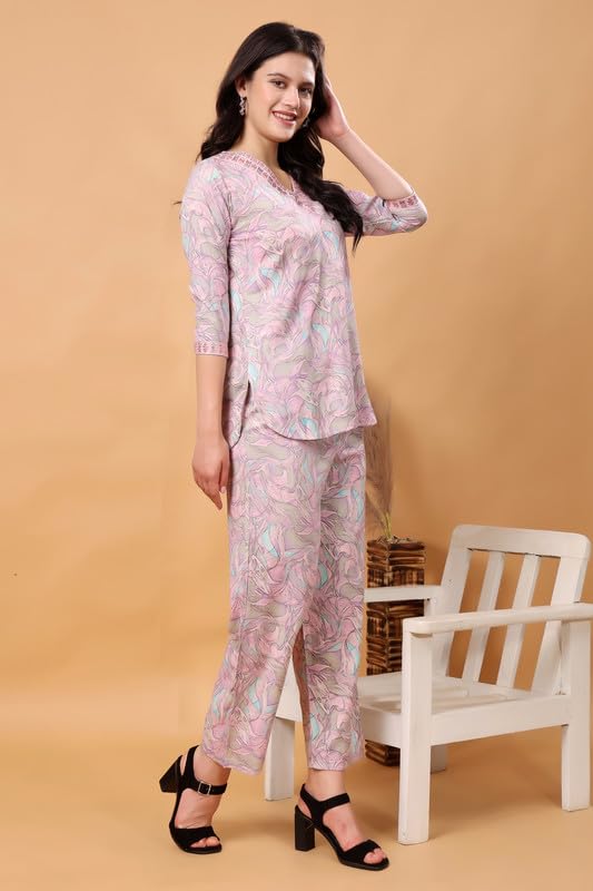 Image of London Hills Women Printed Kurta with Pant Salwar Suit Set || Plazo Kurti Cotton Set