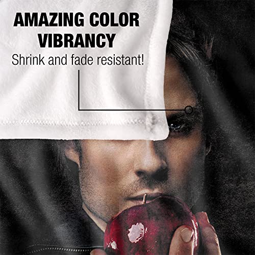 VAMPIRE DIARIES Silky Touch Kuscheldecke, Optimalweich, 152 x 127 cm