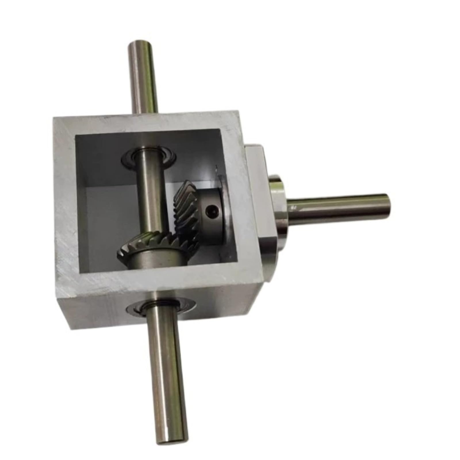 Angle Steering T Type Commutator 1 Module 20 Teeth Spiral Bevel Gear Box 8mm Shaft 1 to 1 Right Angle Drive Reduce Corner Device Driving Change