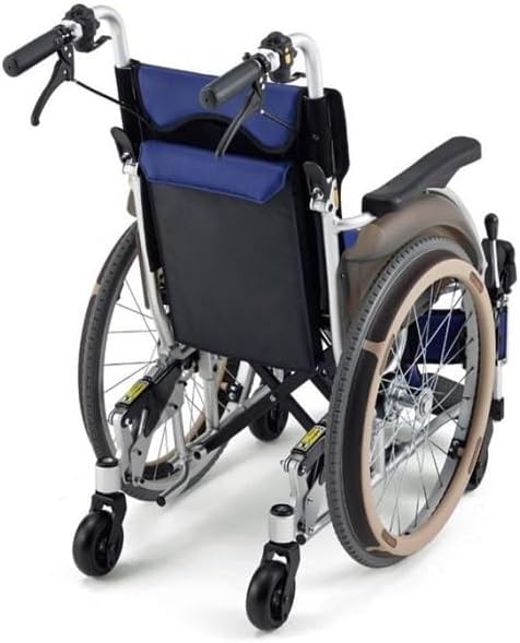 Miki 6輪車 自走介助兼用 コンパクト車椅子 SKT-500