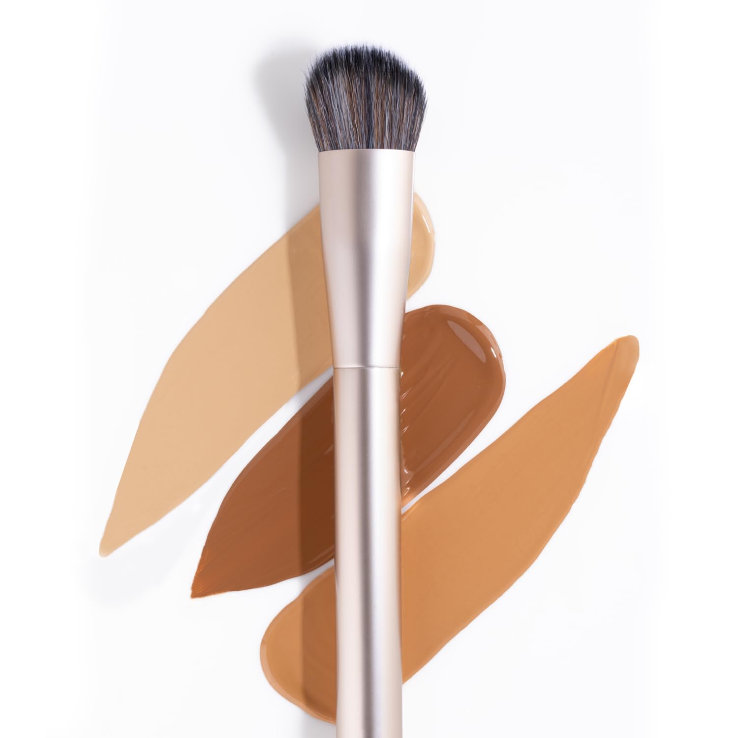 PAC S03 Foundation Blending Brush 1