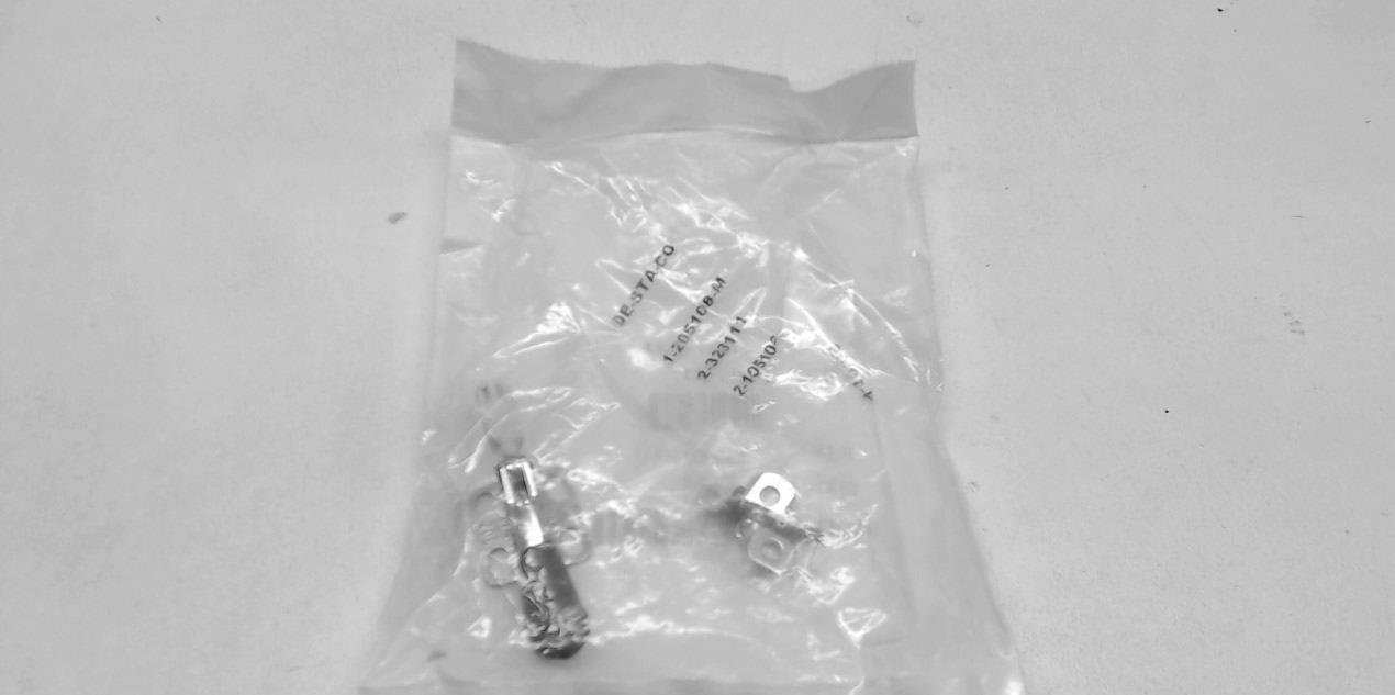 DE-STA-CO 205-U Horizontal Hold Down Clamp