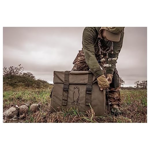 Dive Bomb Industries Duck Silhouette / V2 Sleeper Canada Bag