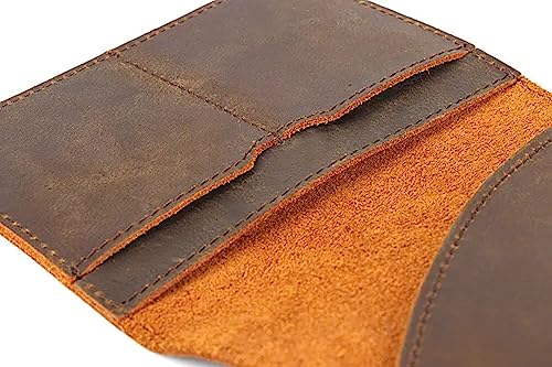 Protège-passeport marron compact pour éviter de perdre vos cartes