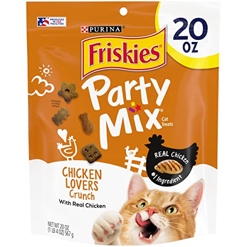 Purina Friskies Made in USA Facilities Cat Treats, Party Mix Chicken Lovers Crunch - 20 oz. Pouch