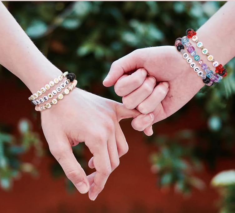 100 Pieces 4×7mm Black Round Acrylic Alphabet Letter Beads Letter Q Beads for Jewelry Making Bracelets Necklaces Key Chains - Image 4