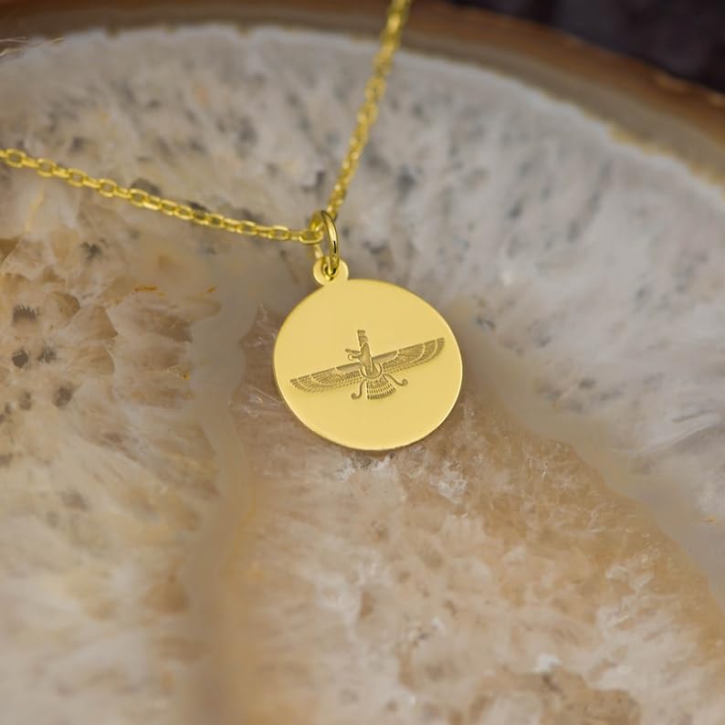 Faravahar en argent 925 plaqué or : collier gravé main d'exception - 5
