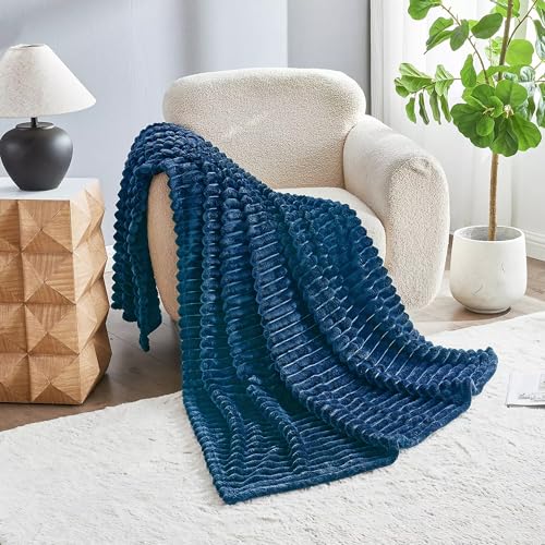 Image of Lions Chunky Ribbed Throw Blanket - Faux Fur Thermal Warm & Cosy Fluffy Throws For Sofa Large Bed Couch, Double Size 150x200cm - Soft and Comfortable - Navy Blue