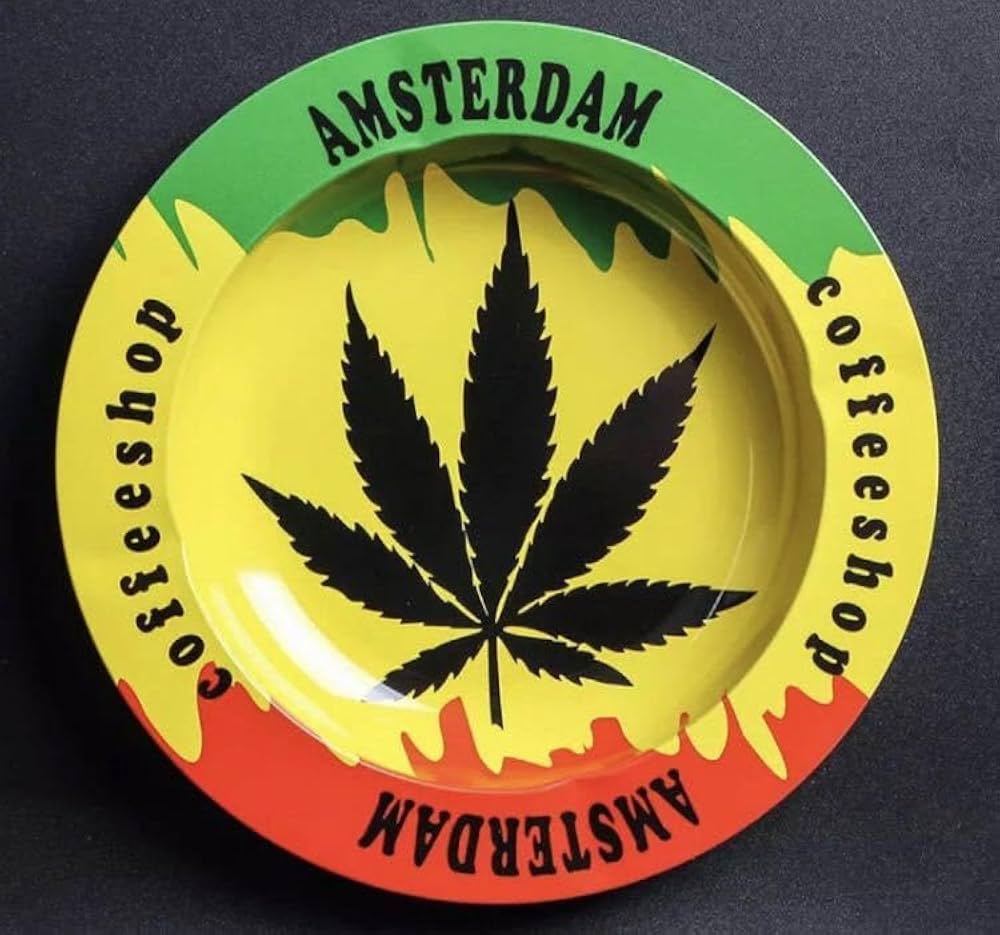 【海外購入品】ボブマーリー　灰皿　マリファナ Amazon.co.jp: 海外購入品ボブマーリー 灰皿 マリファナ : ファッション