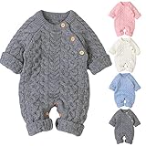 Das Knopfdesign, das leicht an- und auszuziehen und die Windeln leicht zu wechseln ist, macht Ihr Baby entzückender.