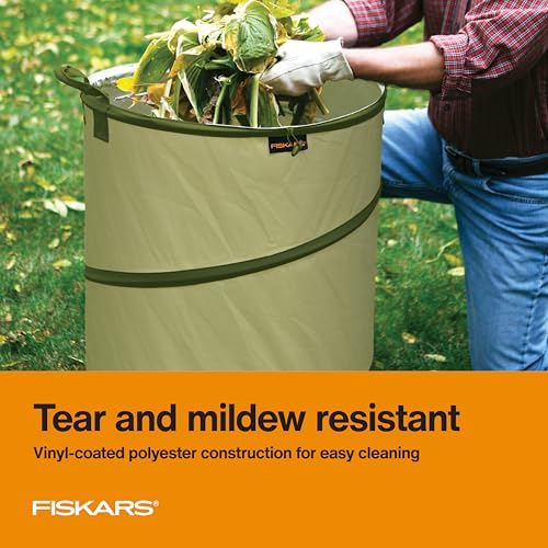 Image of Fiskars 30-Gallon Kangaroo Collapsible Pop Up Garden Bag for Yard Waste