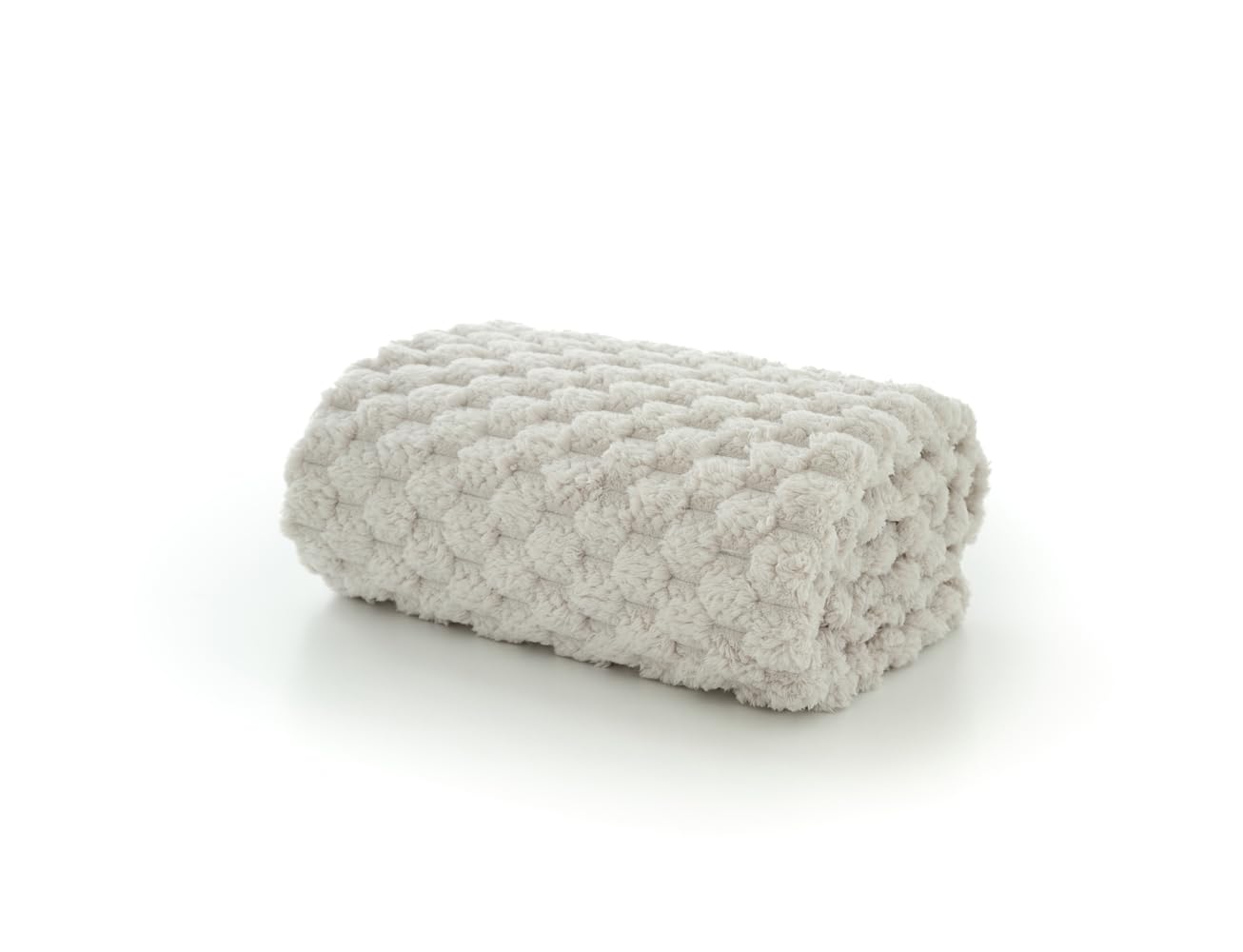 Deyongs Unisex Silver Featherstone Supersoft Textured Extra Warm Luxury Throw 130X170cm In | Size: 130Cm X 170Cm