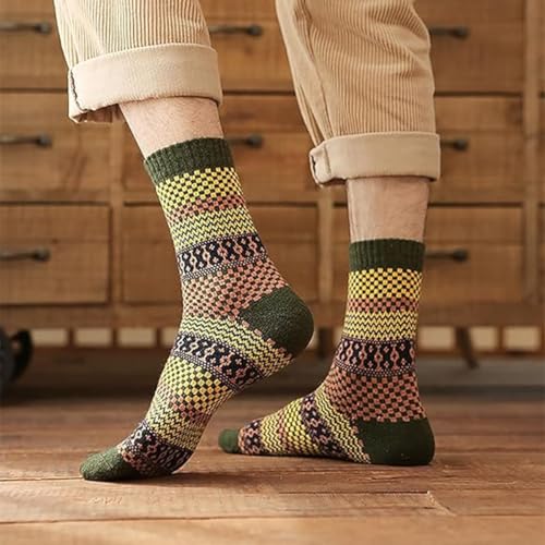 Men's thick wool socks, winter warm thick cashmere mid-tube socks, vintage thick knitted wool socks4