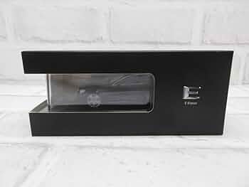 Amazon | ミニカー 1/43 メルセデスベンツ Eクラス セダン W213