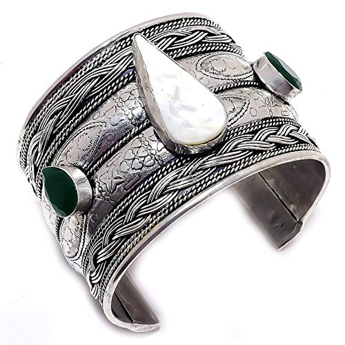 Bracelet artisanal en nacre blanche ajustable pour éviter les erreurs de taille