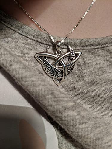 Celtic Triquetra Moon Goddess Trinity Knot Sterling Silver Pendant Necklace 18"4