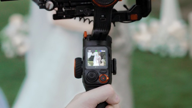 Amazon.com: Hohem iSteady MT3 Pro Kit 3-Axis Gimbal Stabilizer for