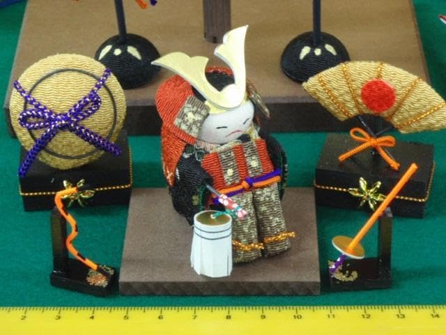 ●新品♪高さ37cm ちりめん五月人形 吊るし輪飾り 兜飾り 京都龍虎堂製お年玉 ♪高さ37cm ちりめん五月人形 吊るし輪飾り 兜飾り 京都龍虎堂製お年玉