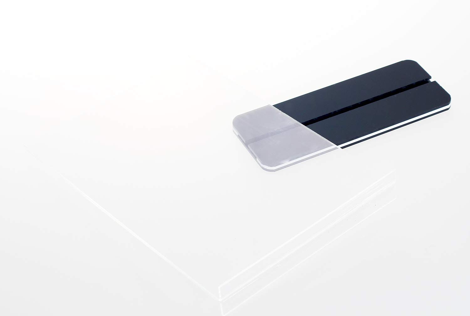TUKA 20x A5 Menu Soporte Doble Cara, Forma de T con Base, Soportes de Sobremesa para Carteles, Menús, Promociones, Porta Carteles. T Expositor de Mesa, Acrílico Transparente, Vertical TKD8205-A5-20x