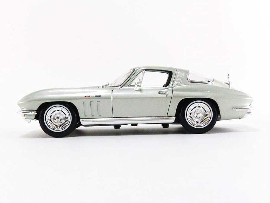 Maisto Corvette Stingray コルベットスティングレイ MAISTO マイスト 1/18 2014 C7 シボレー コルベット スティング