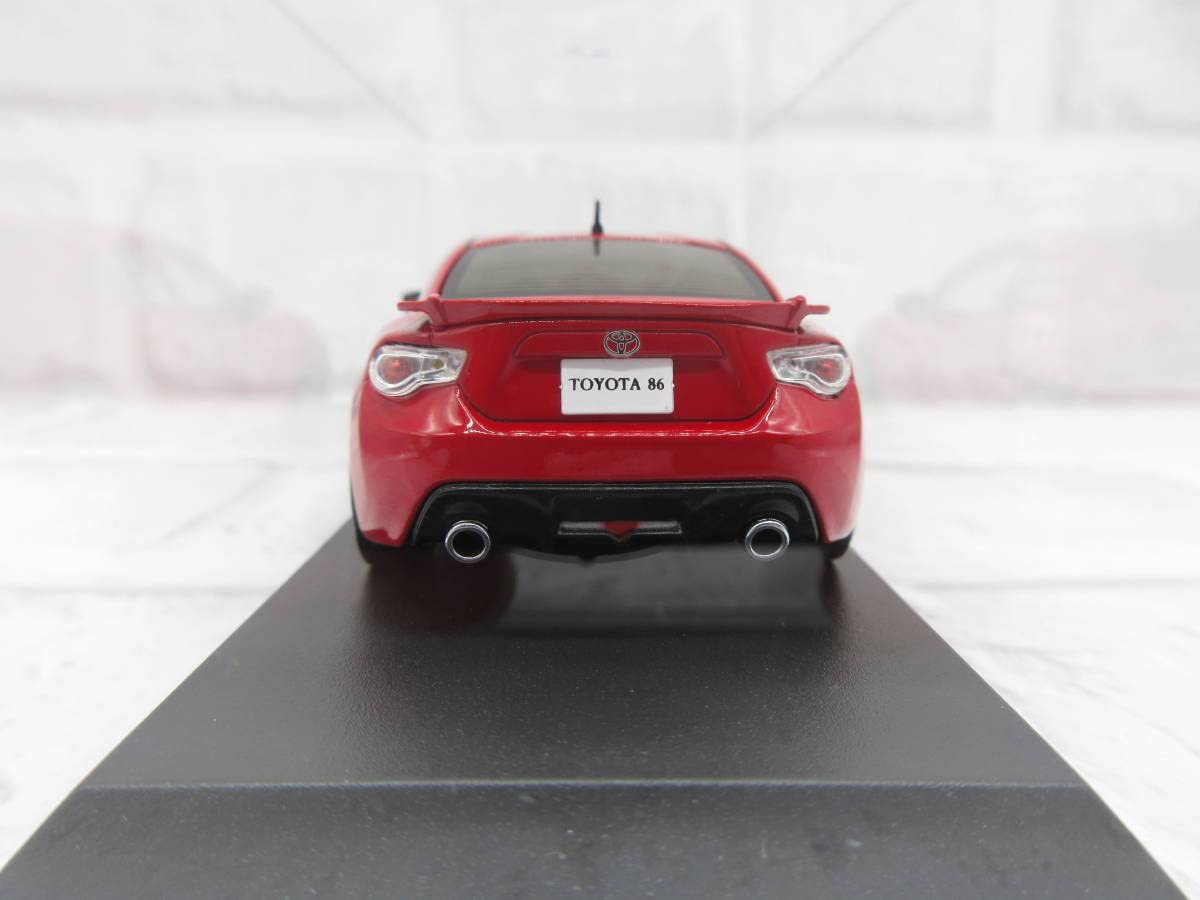 【 全国送料無料 】美品！ ディーラー特注 トヨタ 86 ミニカー ケース付 トヨタ86キャリーケース 見た人の心を和ませるようなかわいい商品
