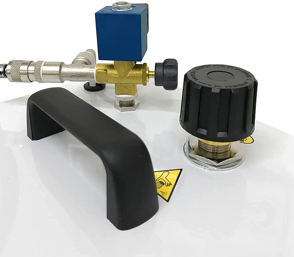 EOLO Sistema Stirante AV05 BS Professionale 3 in 1 Stiro/Pulizia/Sanificazione Serbatoio 10 L Resistenza Esterna Anticalcare Garanzia 5 Anni A++