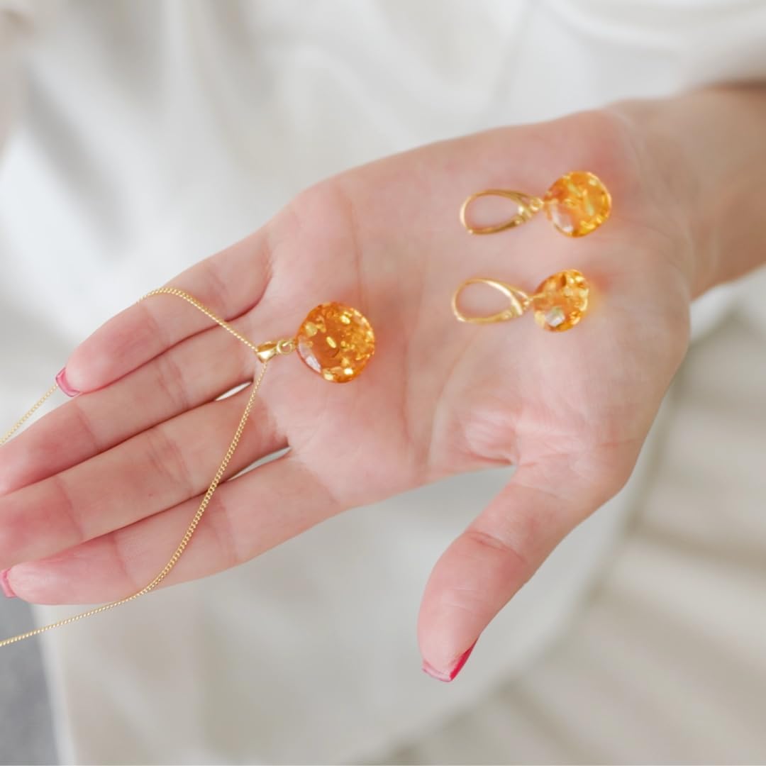 Colgante de ámbar báltico natural para mujer, collar de gota de coñac con cadena de plata de ley chapada en oro, ligero regalo de joyería de 18 pulgadas para el día a día, Medio